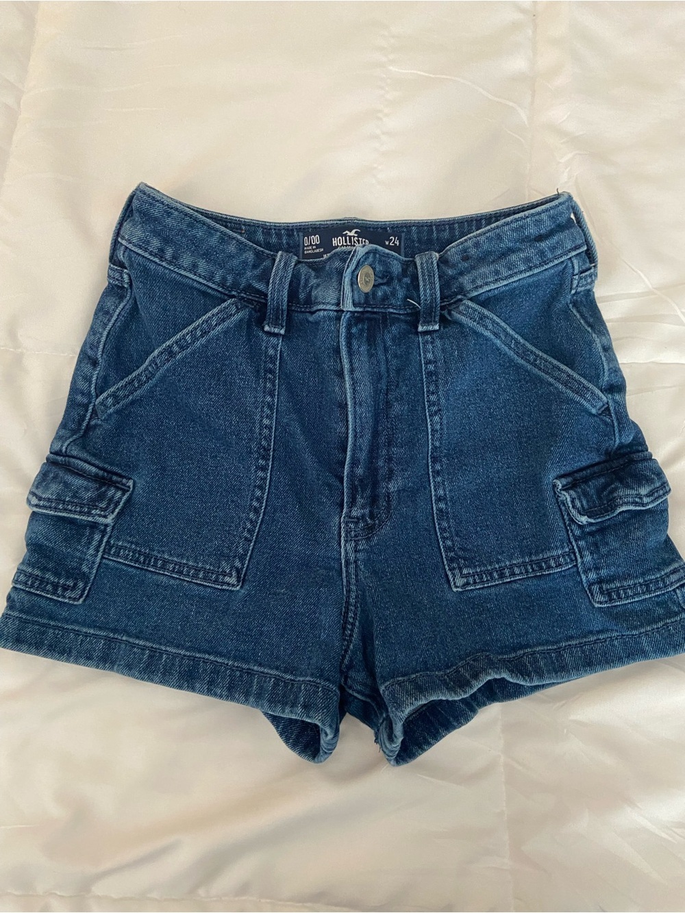 HOLLISTER DENIM SHORTS SIZE 24 - Picture 2 of 6